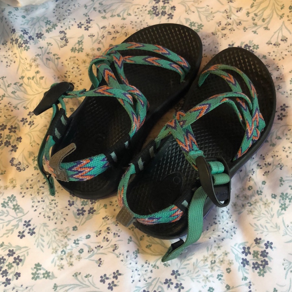 Kid’s Chaco outdoor sandals.